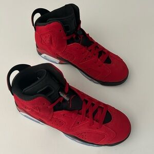 Big Kids Red & Black Air Jordan Retro GS 6 Toro Bravo Basketball Sneaker 6.5 Y